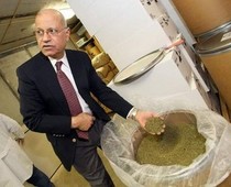 Dr. ElSouly handling federal medical marijuana